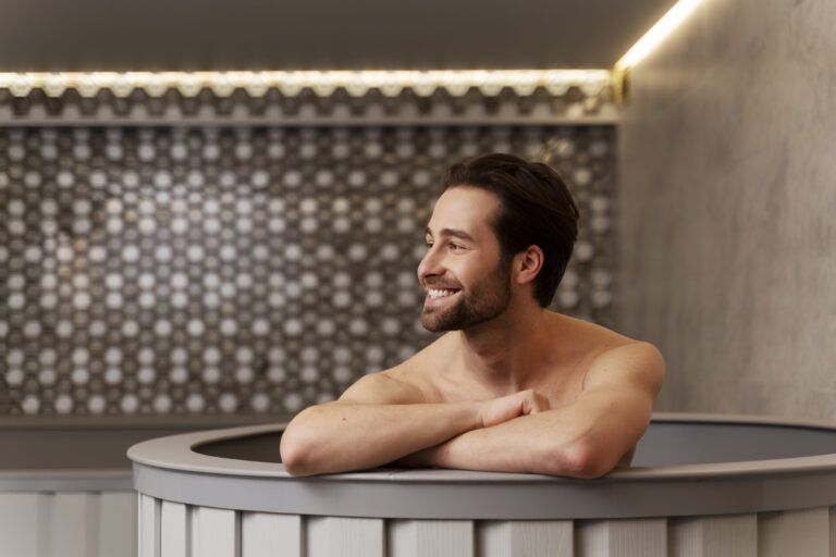 Steam & Sauna Bath: The 2025 Guide to Detox, Relaxation & Longevity  